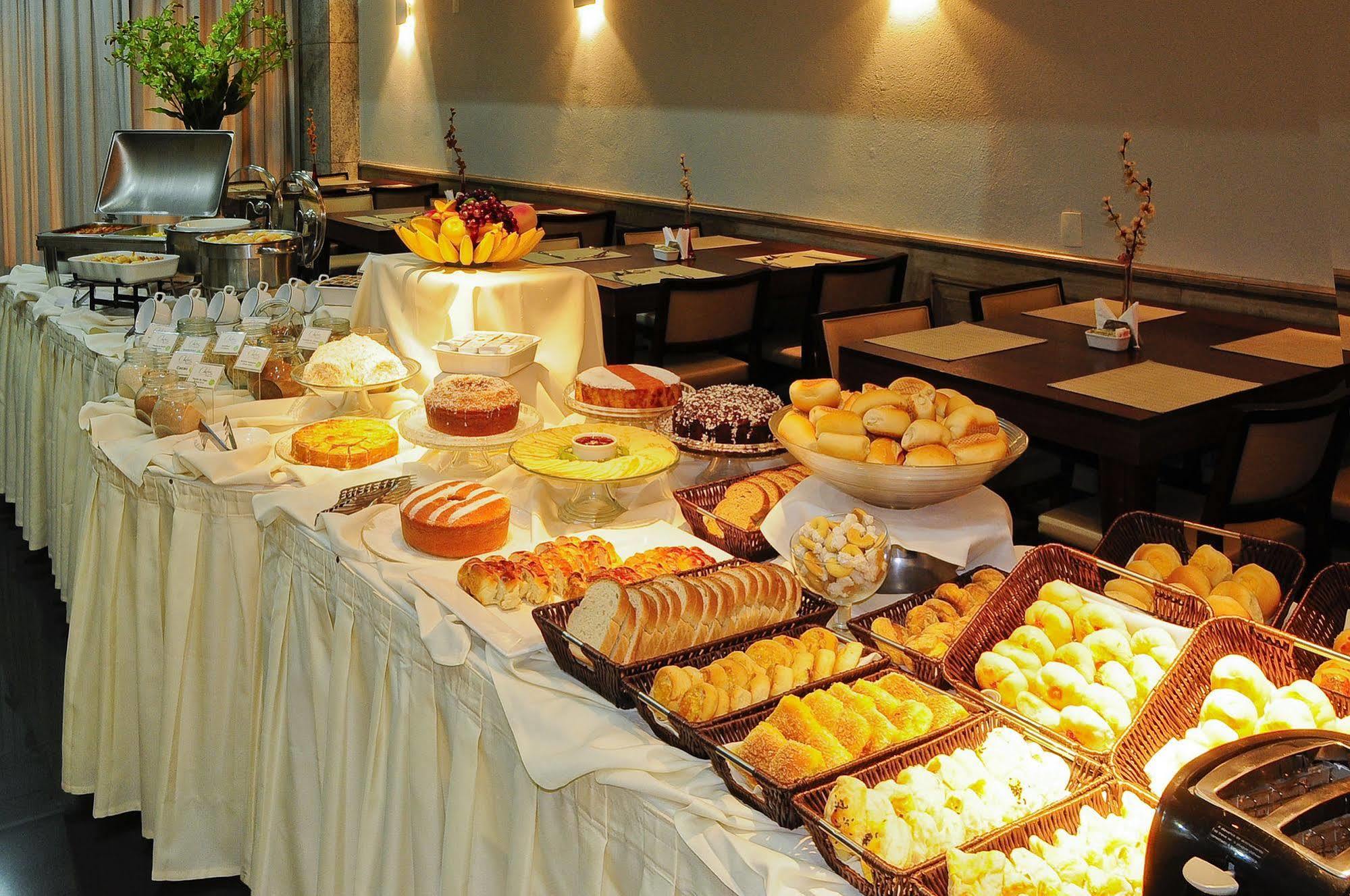 Bristol Merit Hotel Μπέλο Οριζόντε Εξωτερικό φωτογραφία