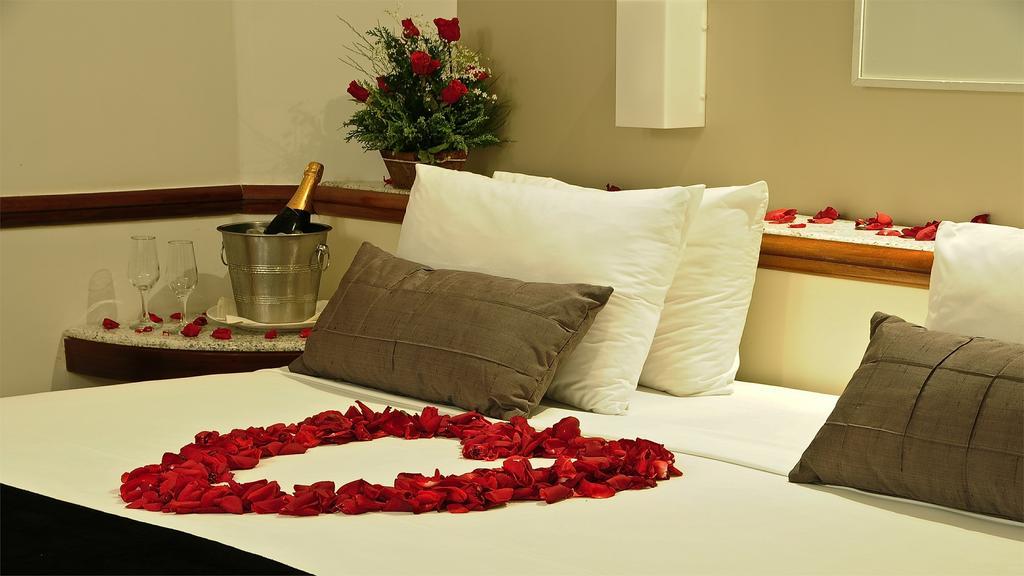 Bristol Merit Hotel Μπέλο Οριζόντε Εξωτερικό φωτογραφία